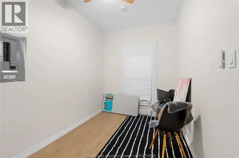 939 Wyandotte Street East Windsor ON N9A 3K1