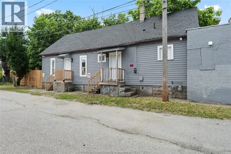 939 Wyandotte Street East Windsor ON N9A 3K1
