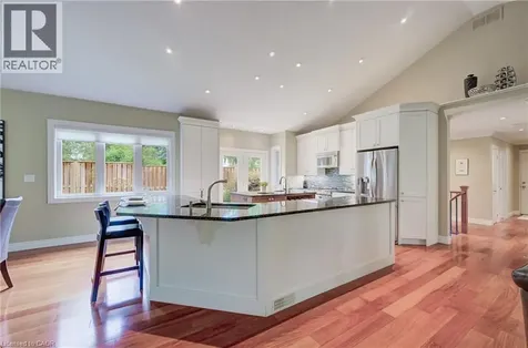 200 Macdonald Place Waterloo ON N2L 1L1
