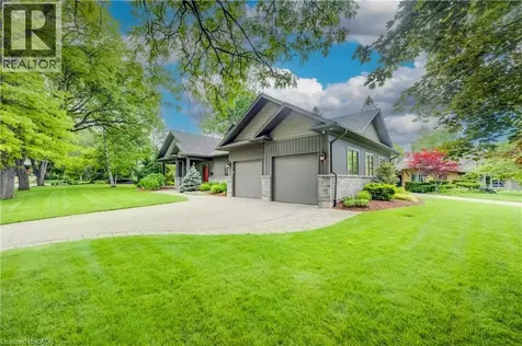 200 Macdonald Place Waterloo ON N2L 1L1