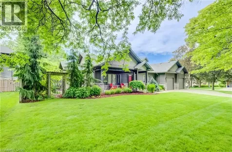 200 Macdonald Place Waterloo ON N2L 1L1