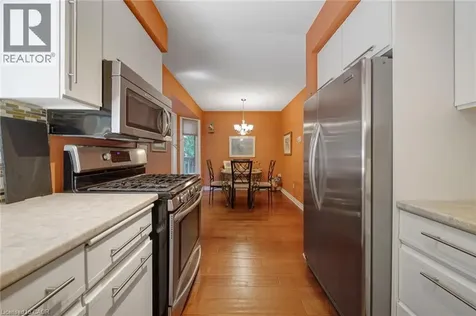 30 Osler Drive Dundas ON L9H 6W3