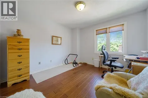 30 Osler Drive Dundas ON L9H 6W3