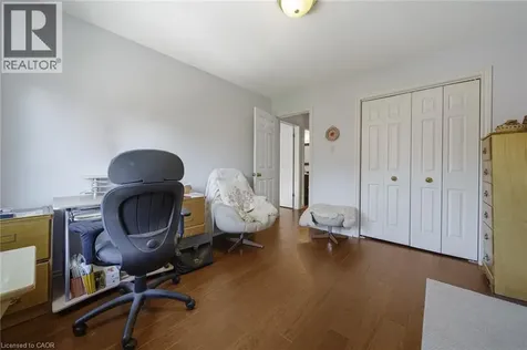 30 Osler Drive Dundas ON L9H 6W3
