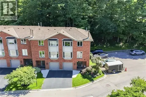 30 Osler Drive Dundas ON L9H 6W3