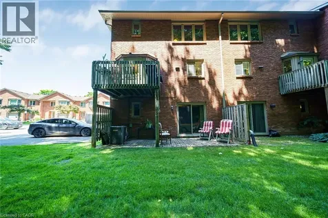 30 Osler Drive Dundas ON L9H 6W3