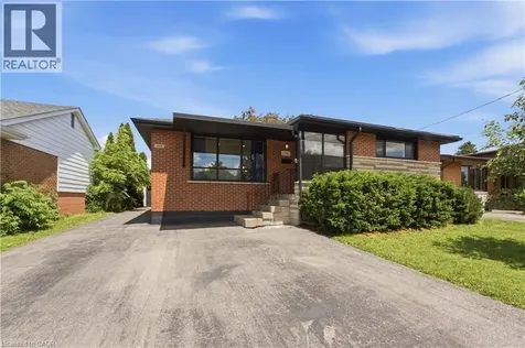 1141 Mohawk Road East Hamilton ON L8T 2S4
