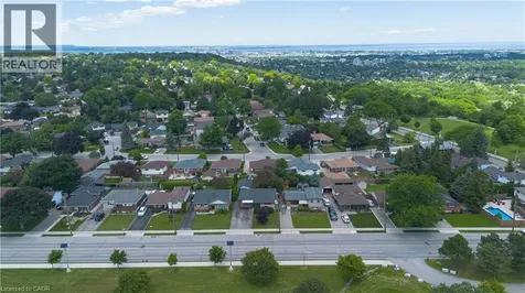 1141 Mohawk Road East Hamilton ON L8T 2S4