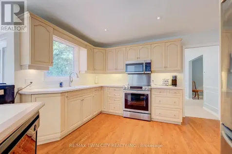 54 Stonegate Drive Kitchener ON N2A 2Z1