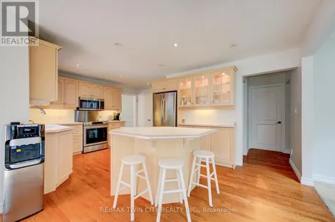 54 Stonegate Drive Kitchener ON N2A 2Z1