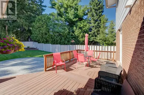54 Stonegate Drive Kitchener ON N2A 2Z1