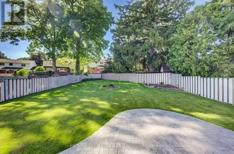 54 Stonegate Drive Kitchener ON N2A 2Z1