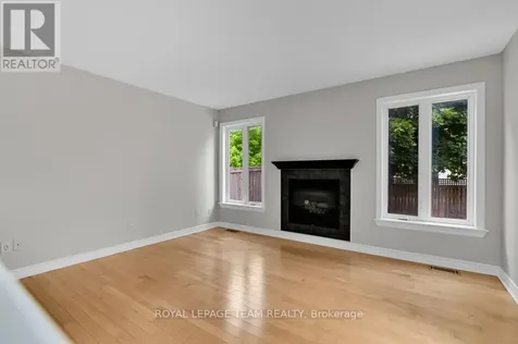 87 Selhurst Avenue Ottawa ON K2G 7C9