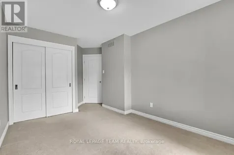 87 Selhurst Avenue Ottawa ON K2G 7C9
