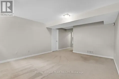 87 Selhurst Avenue Ottawa ON K2G 7C9