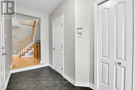 87 Selhurst Avenue Ottawa ON K2G 7C9