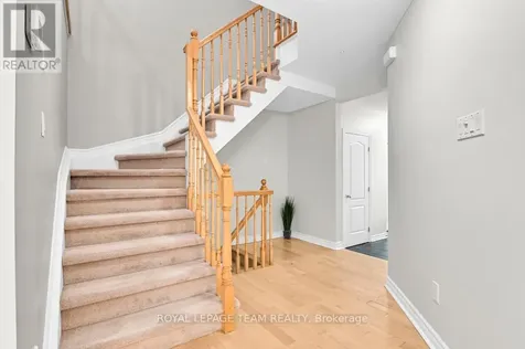87 Selhurst Avenue Ottawa ON K2G 7C9