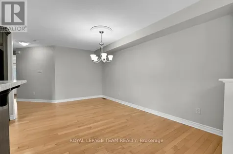 87 Selhurst Avenue Ottawa ON K2G 7C9