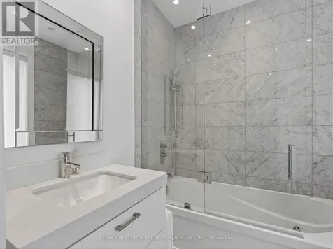 4 Forest Wood Toronto (bedford Park-nortown) ON M5N 2V6