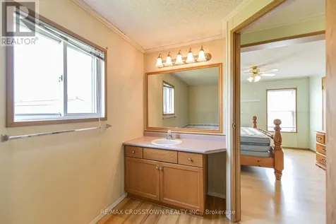 4101 Wesley Street Severn ON L3V 0V4