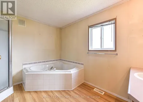 4101 Wesley Street Severn ON L3V 0V4