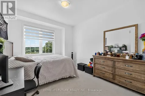 1866 Passionfruit Grove Pickering ON L1Y 0B5