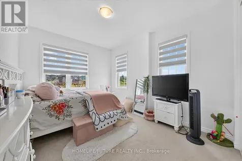 1866 Passionfruit Grove Pickering ON L1Y 0B5