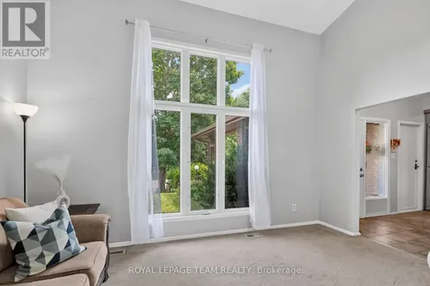 66 Beaufort Drive Ottawa ON K2L 2G3
