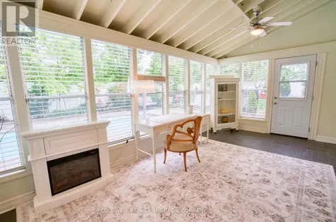 1666 Amberdale Crescent Ottawa ON K1H 7B3