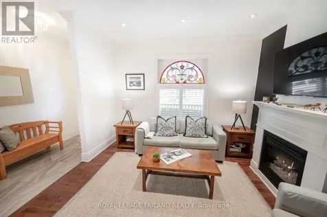 706 Princess Avenue London East (east G) ON N5W 3M3
