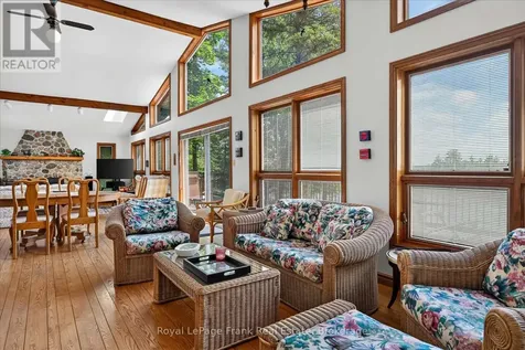 61 Napier Crescent North Kawartha ON K0L 2H0