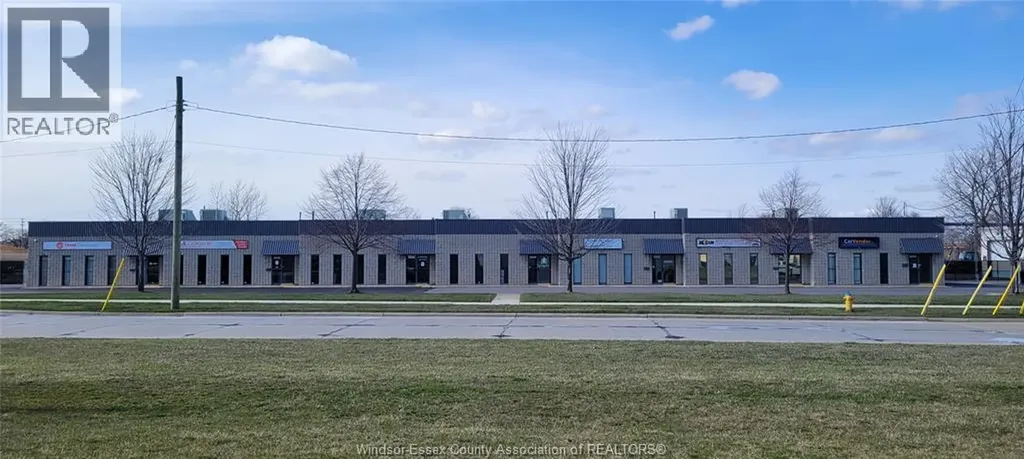 6260 Hawthorne Drive Windsor ON N8T 1J9