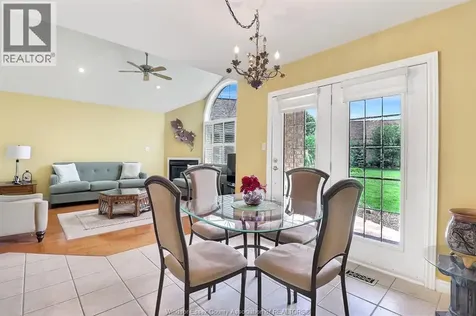1099 Imperial Crescent Windsor ON N9G 2T4