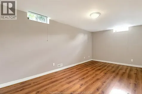 1099 Imperial Crescent Windsor ON N9G 2T4