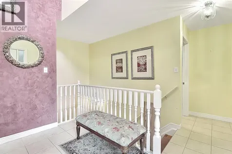 1099 Imperial Crescent Windsor ON N9G 2T4