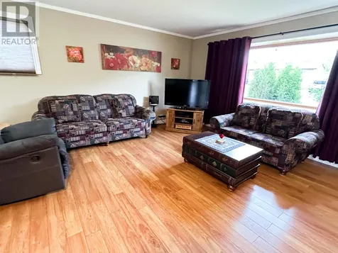 128 Dickenson Road Balmertown ON P0V 1C0