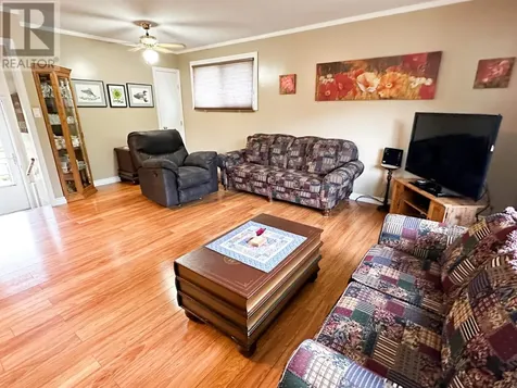 128 Dickenson Road Balmertown ON P0V 1C0