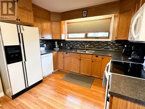 128 Dickenson Road Balmertown ON P0V 1C0