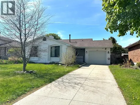 25 Durco Avenue Sarnia ON N7S 4N3