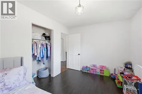 33 Debora Drive Grimsby ON L3M 4J1