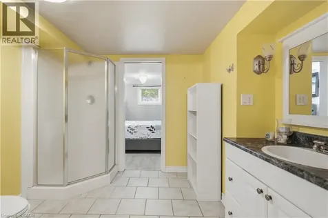 33 Debora Drive Grimsby ON L3M 4J1