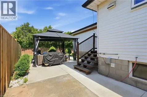 33 Debora Drive Grimsby ON L3M 4J1