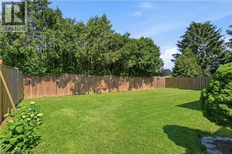 33 Debora Drive Grimsby ON L3M 4J1