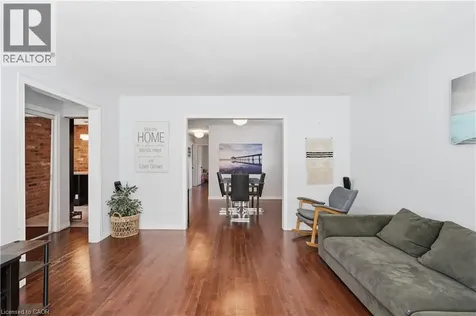 33 Debora Drive Grimsby ON L3M 4J1