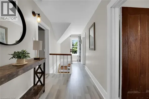 1216 Sawmill Road Ancaster ON L9G 3L1