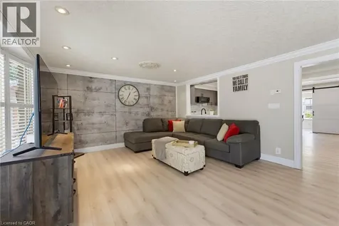 29 Woodland Drive Cambridge ON N1R 2X7