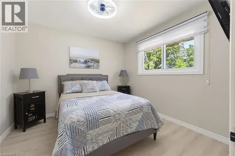 29 Woodland Drive Cambridge ON N1R 2X7