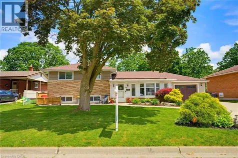 29 Woodland Drive Cambridge ON N1R 2X7