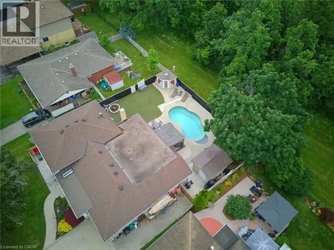 29 Woodland Drive Cambridge ON N1R 2X7