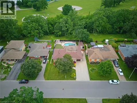29 Woodland Drive Cambridge ON N1R 2X7